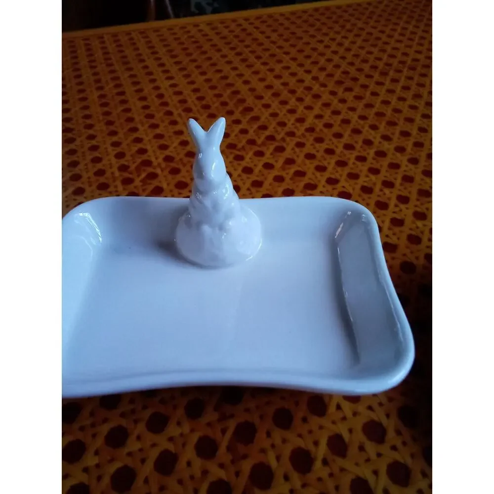 2 White Ceramic Soap Dish Bunny Rabbit Abbott CUTE! Pre-owned